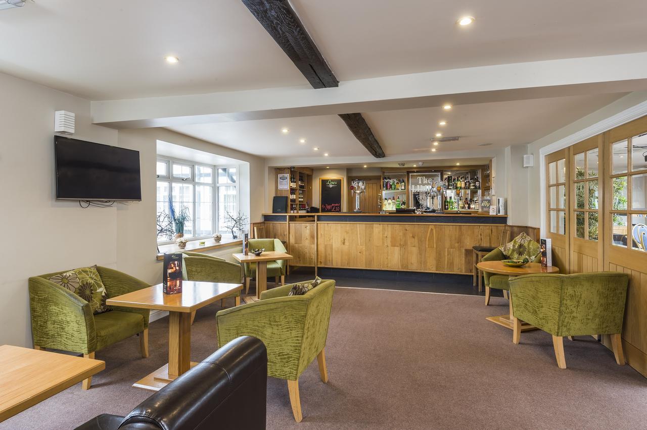 The Limes Country Lodge Hotel & Admiral Restaurant Solihull Extérieur photo